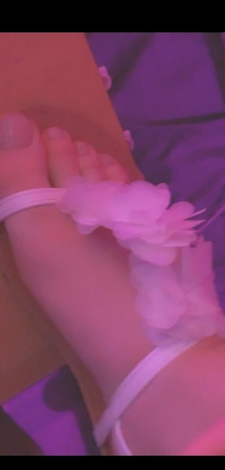 skinny asian onlyfans nudes gallery