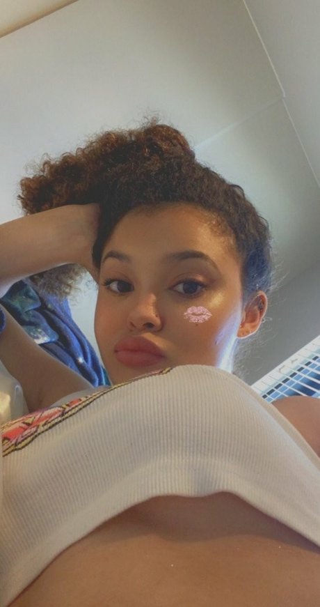 AmberXXX top model pics