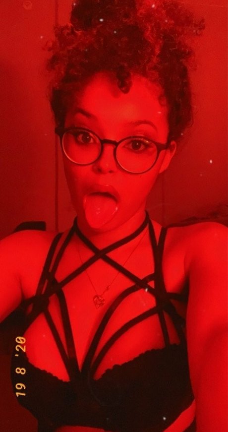 AmberXXX pornstar nude pic