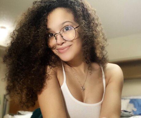 AmberXXX model pretty picture