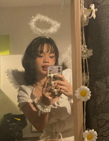 iadivinecomedie perfect model pics