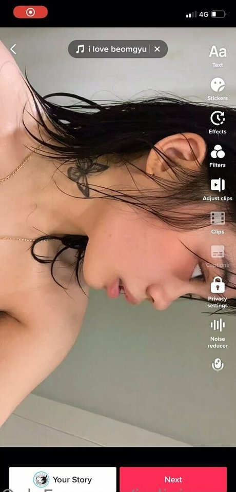 iadivinecomedie pornstar sexy image