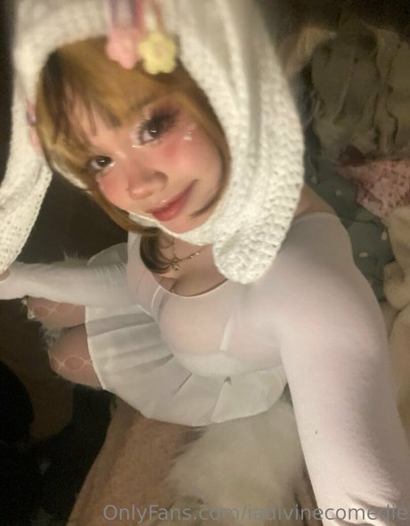 iadivinecomedie pornstar high quality pic