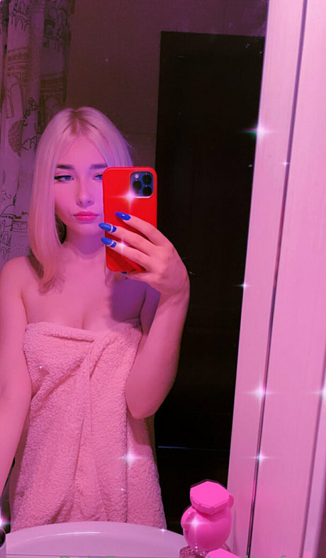 babe nude onlyfans erotic img