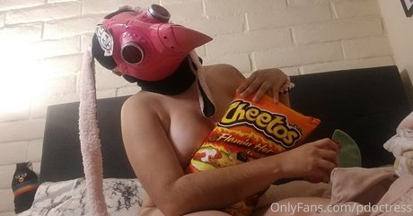 PDoctress naked model photo