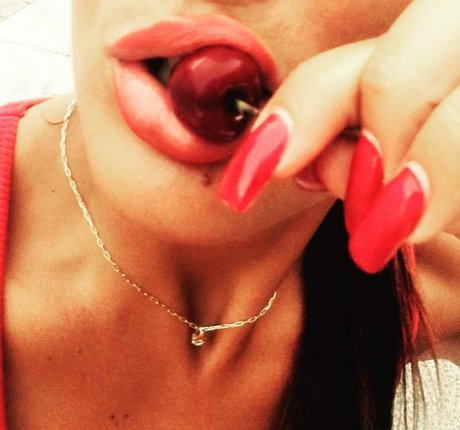 Gatina 22 best actress photos