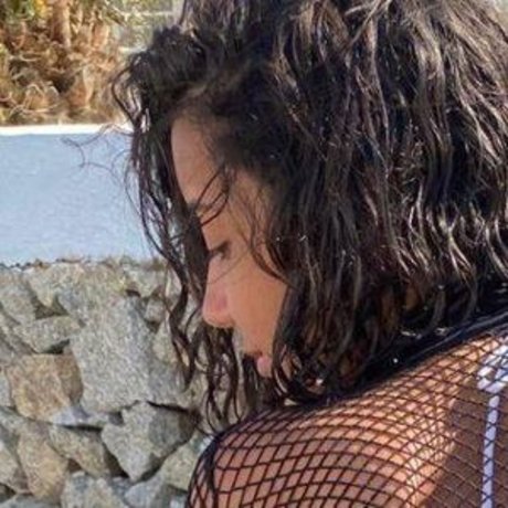 Layafeet nudes model picture