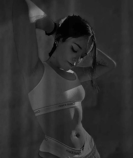 Martina Santos nude star photos