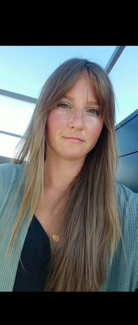 female popular onlyfans art porn images