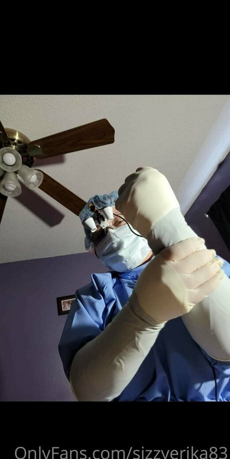 sizzyerika83 adult model galleries