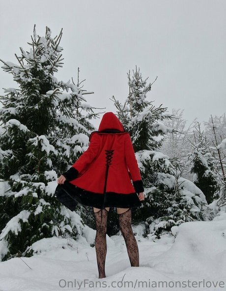 miamonsterlove hot actress pictures