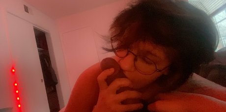 witheredroses xxx model img