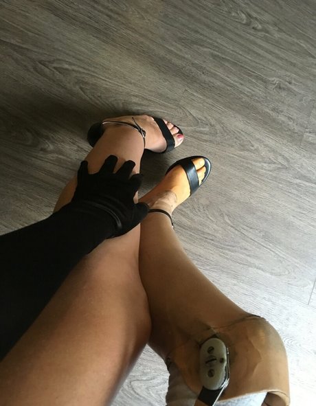 mseileenwrightfree model hot archive