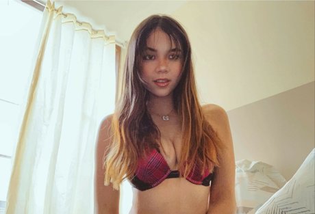 murillodaza model naked photo