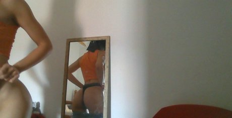 hebiii model erotic img