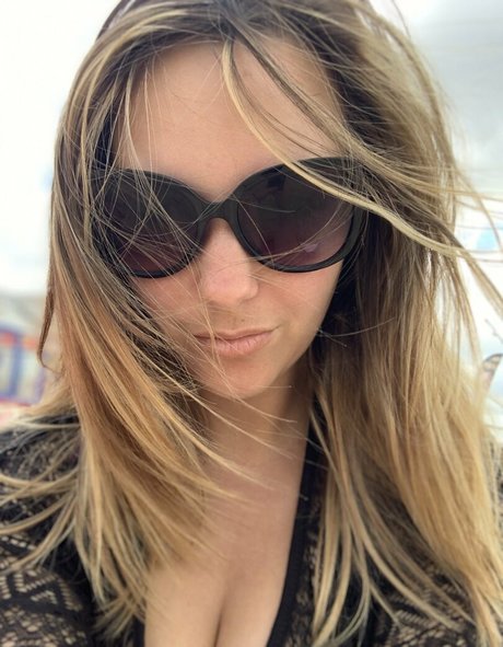 sophiaknight high quality actress img