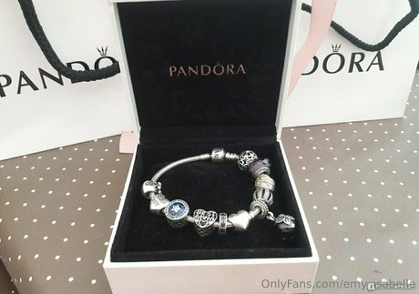 emy isabelle model adult images