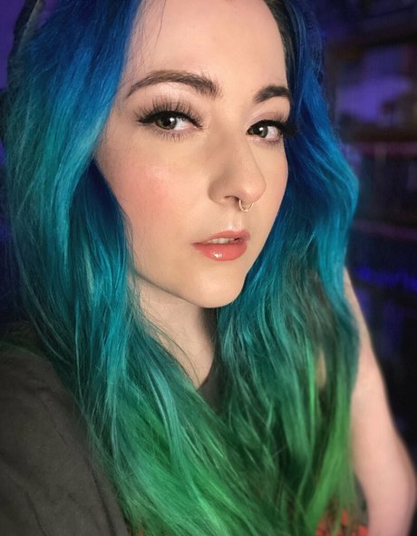 Afkayt star perfect pics