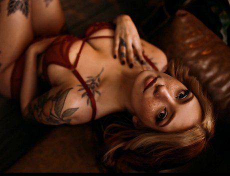 Spooky Foxx hd actress archive