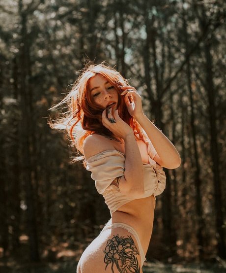 Spooky Foxx hd star pic