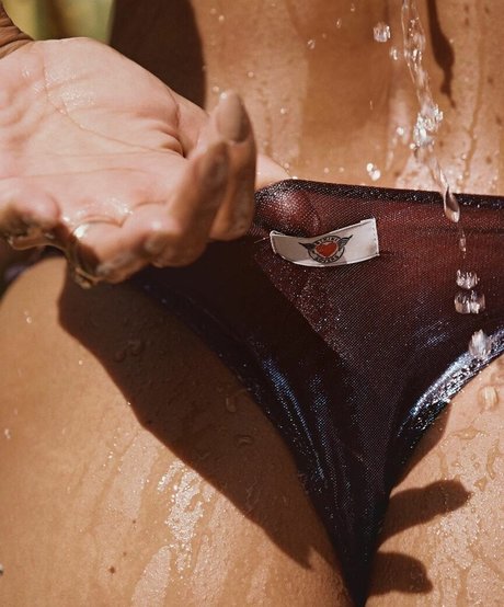 bikini ginger onlyfans top images