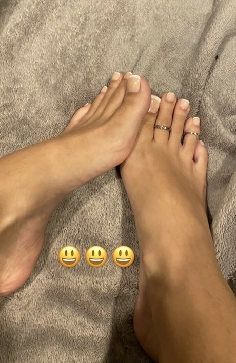 Laulalalaaa pornstar hot pic