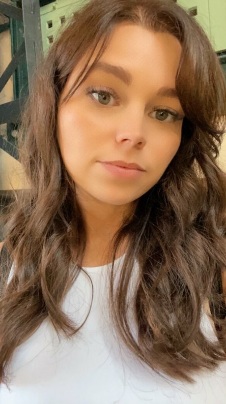 Admiremeamy pornstar nudes image