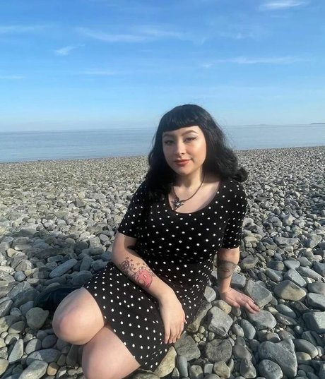 xalexaddams nudes model pictures