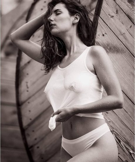 Jiwa Raga porn star pics