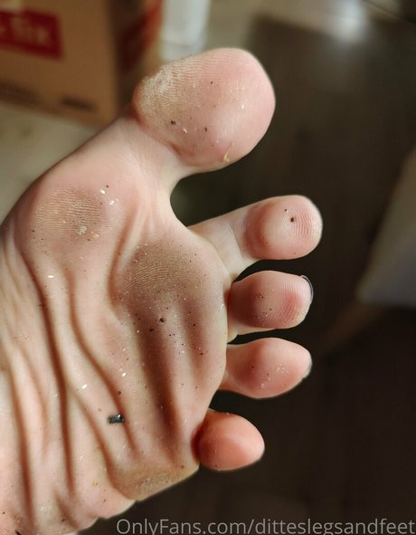feet tease onlyfans porn img