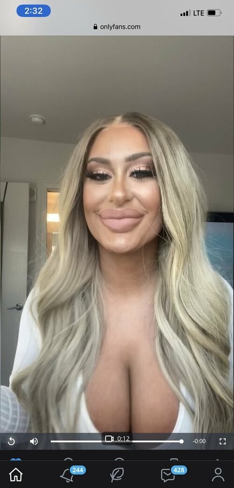 mssnewbooty naked star pictures