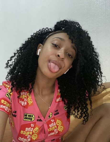 perfect feet onlyfans top picture