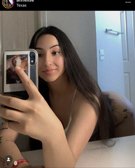 Anneiise model xxx img