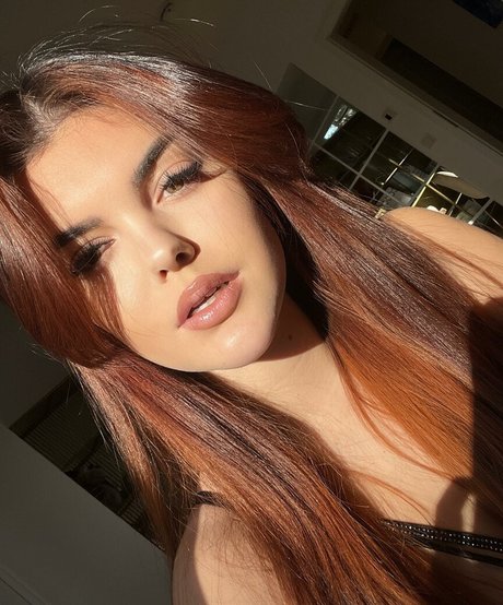 cum on glasses onlyfans nude pic