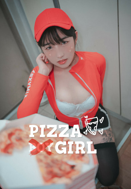 Sonson_ naked model picture