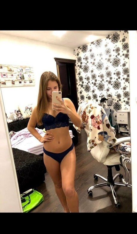 milf glasses onlyfans sexy naked photo