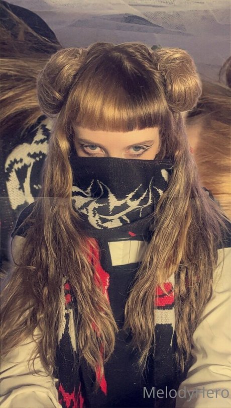 melodyherosfw art actress pic