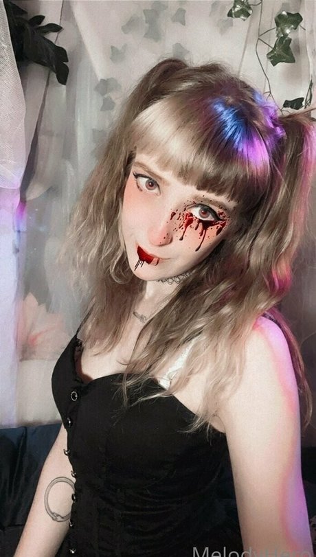 melodyherosfw naked star photos