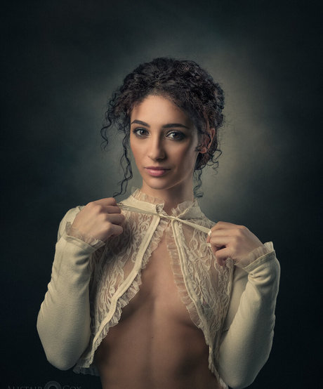 Mischkah Scott pretty model photo