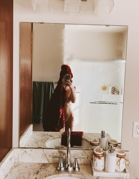 rosycheekzz nice model images