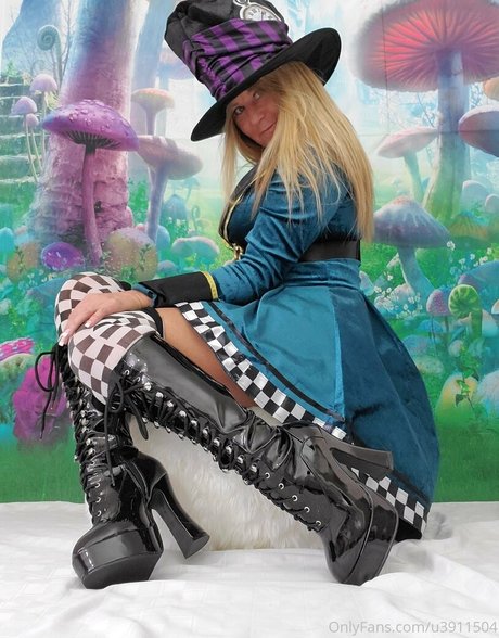 bbw granny onlyfans nudes image