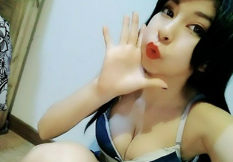 Bunnyta star nude images