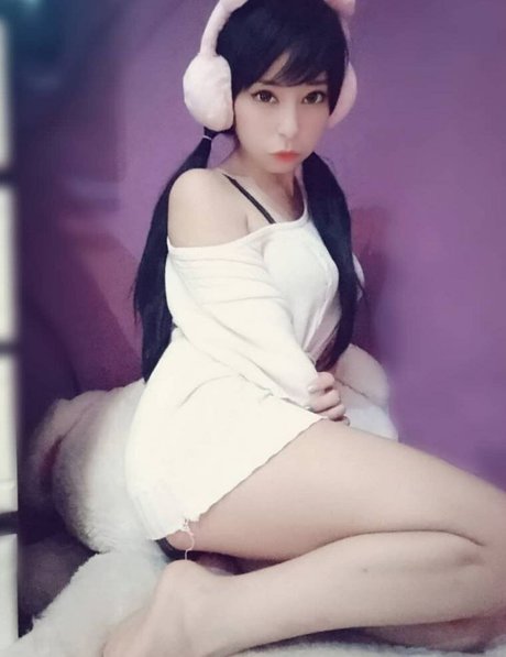 Bunnyta model erotic image