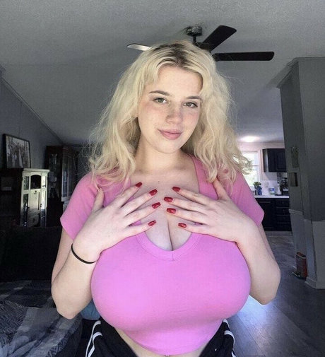 Xohalz444 model adult pics