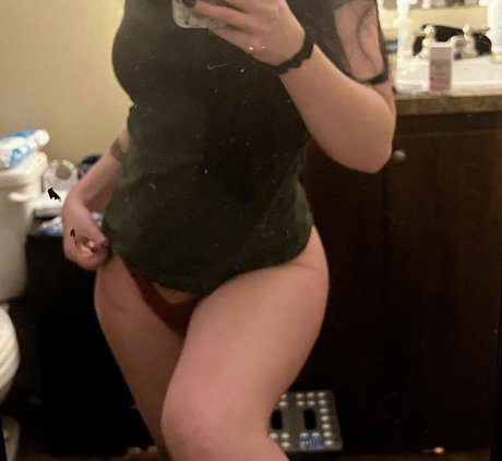 Ferocityflame nudes model photo