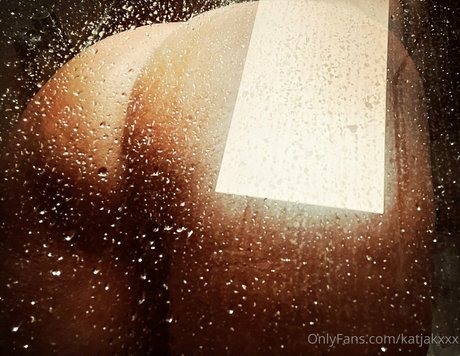 Katja Kean pornstar nude pic