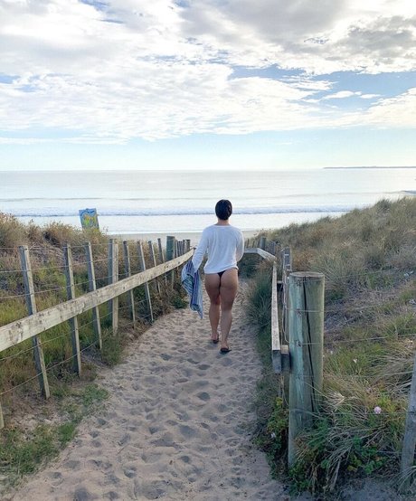 LouiseWhyyte model pornographic img