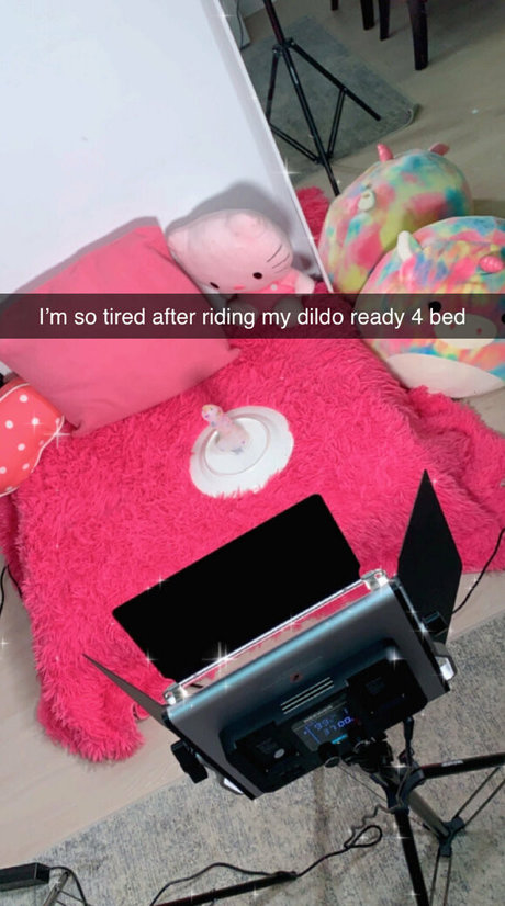 petite slut onlyfans hot image