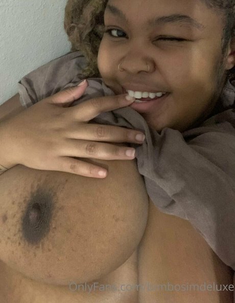 bimbosimdeluxe model pretty photo