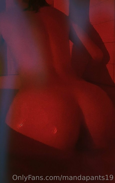 mandapants19 pornographic model pictures